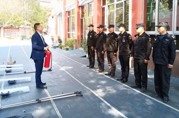 長沙紅光保安服務(wù)有限公司,長沙安保服務(wù),長沙安全服務(wù),長沙非武裝押運,勞務(wù)派遣服務(wù)